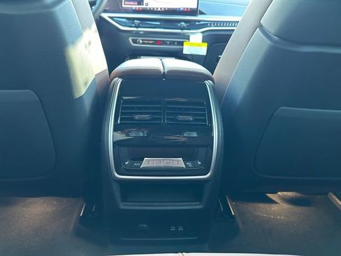 New 2026 BMW X5 xDrive40i w/ M Sport Package image 23