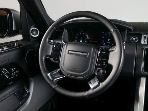 Used 2020 Land Rover Range Rover HSE image 11