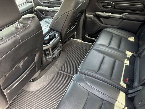 Used 2022 RAM 1500 Limited w/ Body Color Bumper Group AWD/4WD image 12