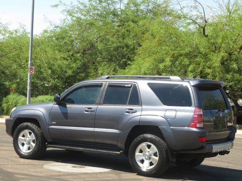 Used 2004 Toyota 4Runner 4WD image 5