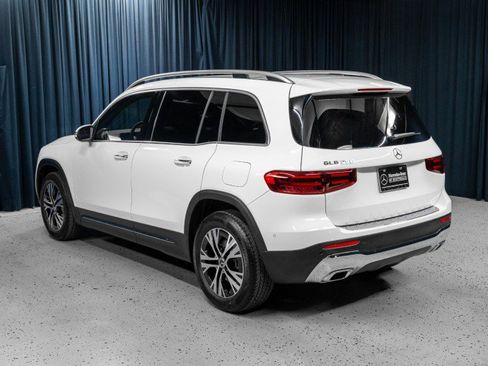 New 2025 Mercedes-Benz GLB 250 image 9