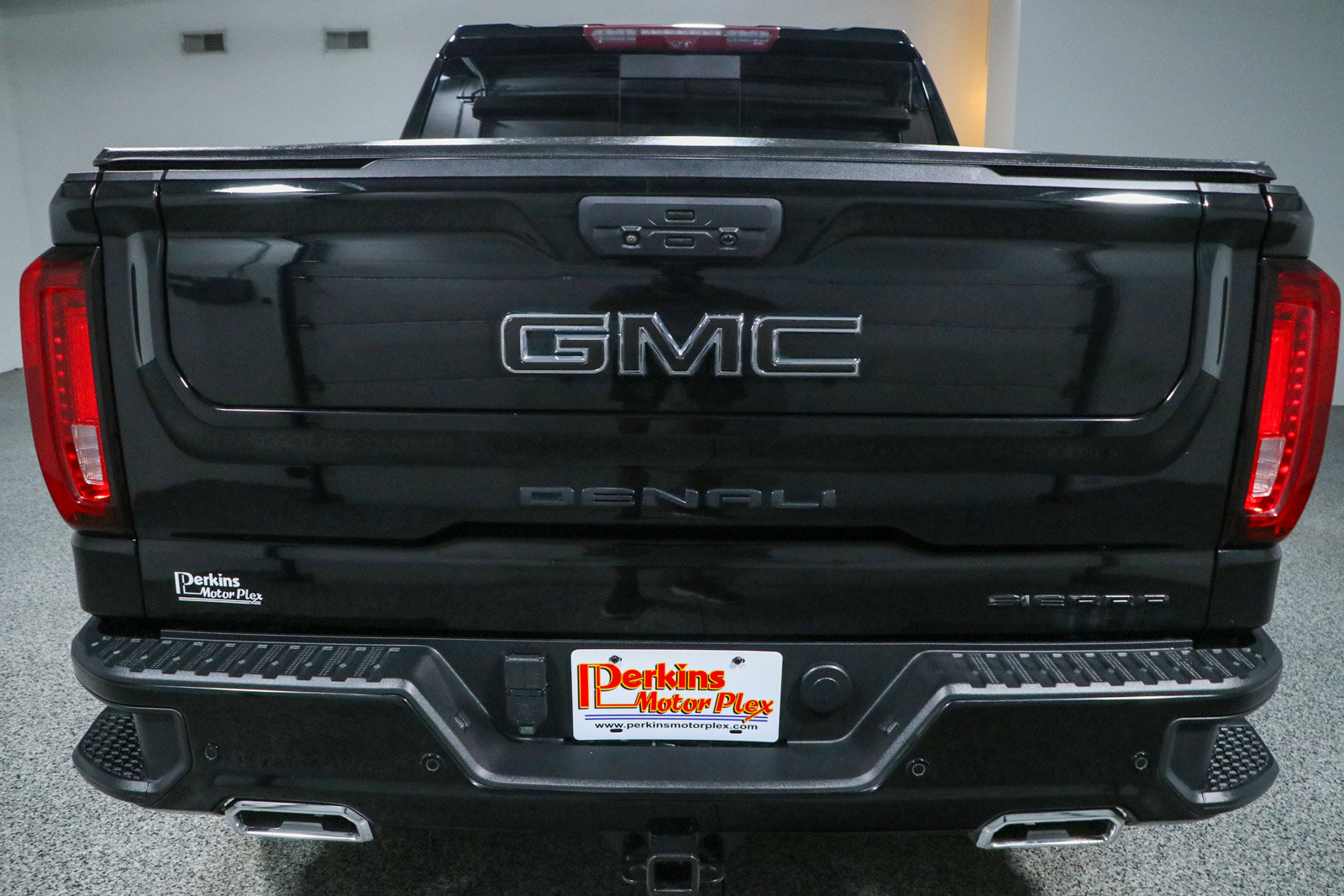 Used 2021 GMC Sierra 1500 Denali w/ Denali Ultimate Package AWD/4WD image 8