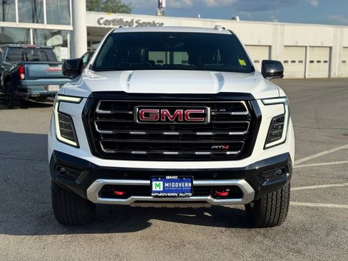 Certified 2026 GMC Yukon AT4 Ultimate AWD/4WD image 10