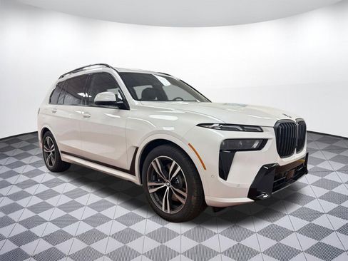 New 2026 BMW X7 xDrive40i image 6