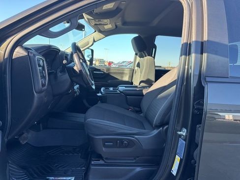 Used 2022 Chevrolet Silverado 3500 LT w/ Convenience Package image 14