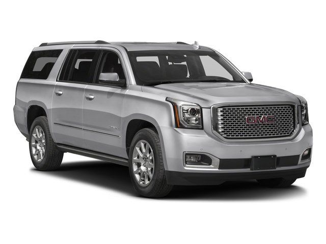 Used 2016 GMC Yukon XL Denali w/ Open Road Package AWD/4WD image 9