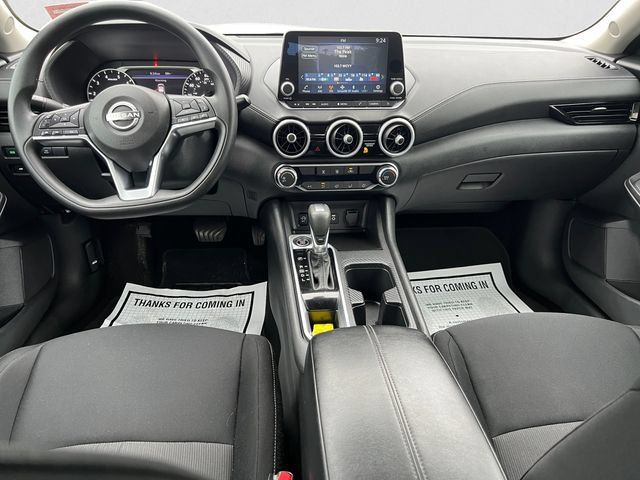 Used 2024 Nissan Sentra SV FWD image 10