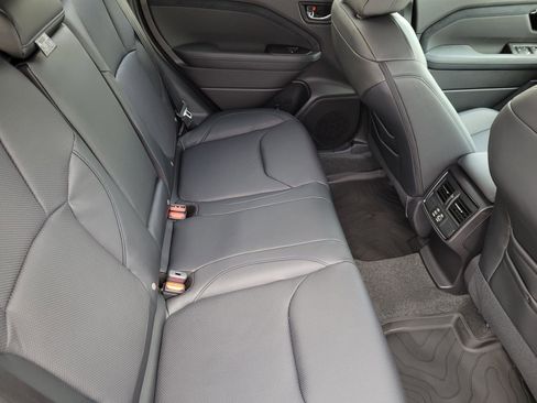 Used 2026 Subaru Forester Limited image 12