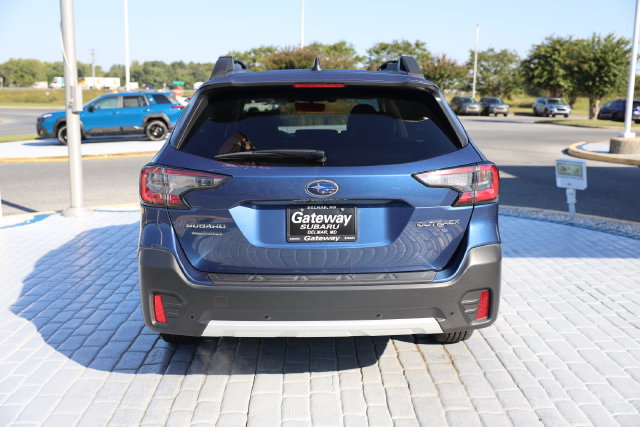 Used 2020 Subaru Outback Limited w/ Popular Package #2 AWD/4WD image 4