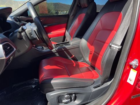Used 2019 Jaguar XE Landmark Edition RWD image 19