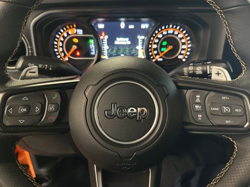 New 2025 Jeep Wrangler Unlimited Rubicon 392 image 22