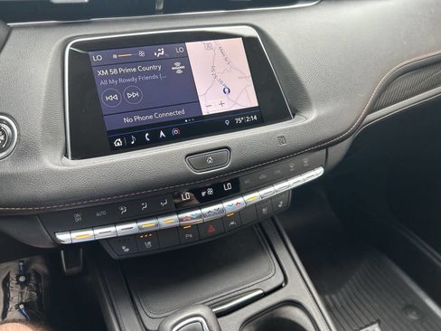 Used 2019 Cadillac XT4 Sport FWD image 26