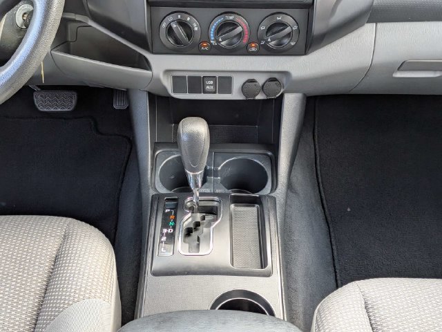 Used 2015 Toyota Tacoma 2WD Access Cab image 18