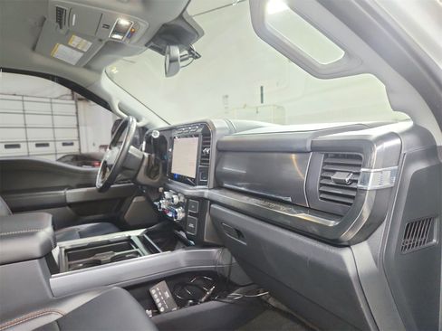 Used 2024 Ford F250 Lariat w/ Sport Appearance Package image 40