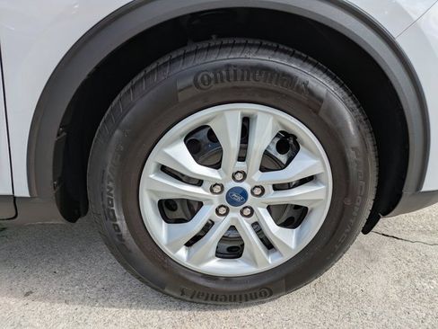 Certified 2022 Ford Escape S image 10