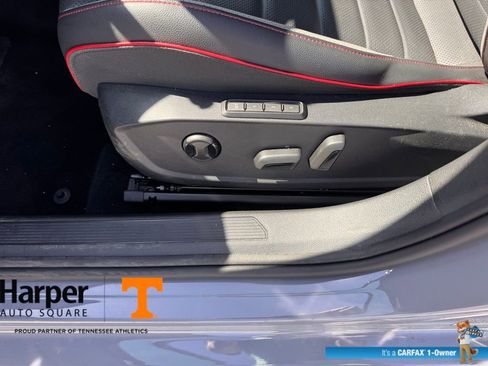 Used 2024 Volkswagen GTI SE w/ SE Leather Seats Package image 18