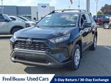 Used 2021 Toyota RAV4 LE image 4