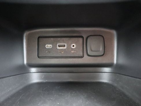 Used 2023 Chevrolet Equinox LT image 14