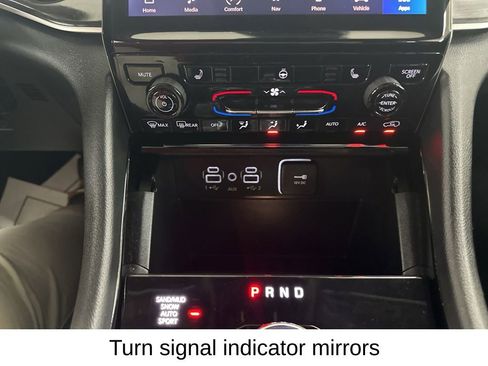 Used 2023 Jeep Grand Cherokee L Limited AWD/4WD image 43