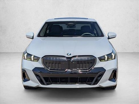 Certified 2024 BMW 530i w/ M Sport Package RWD image 2