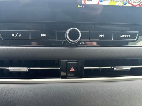 Used 2025 Mitsubishi Outlander SE image 28