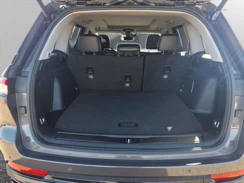 Used 2023 Jeep Grand Cherokee 30th Anniversary image 14