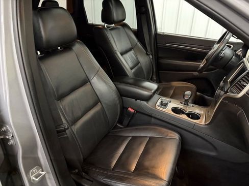 Used 2015 Jeep Grand Cherokee Limited image 26