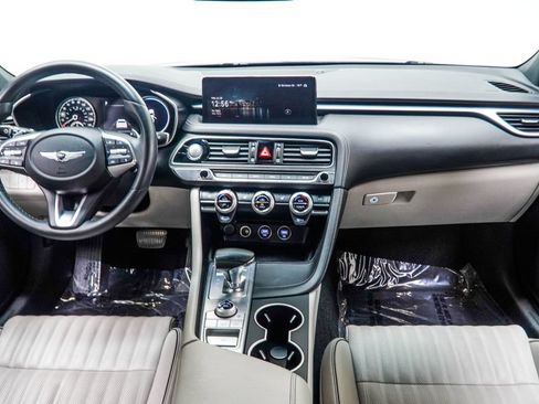 Used 2023 Genesis G70 3.3T RWD image 5