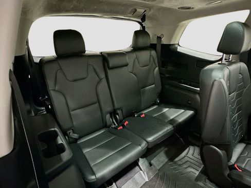 Used 2022 Kia Telluride SX w/ SX Prestige Package AWD/4WD image 29