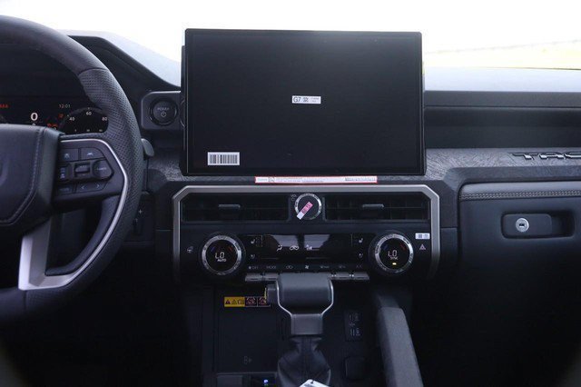Certified 2026 Toyota Tacoma Limited AWD/4WD image 21