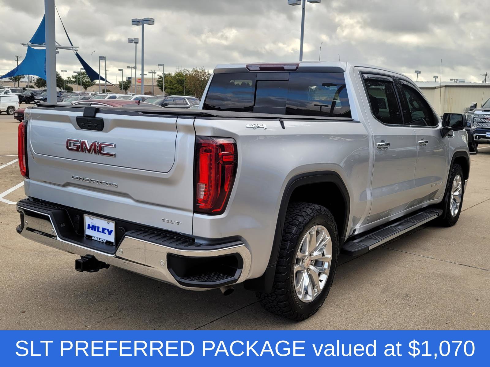 Used 2020 GMC Sierra 1500 SLT AWD/4WD image 4
