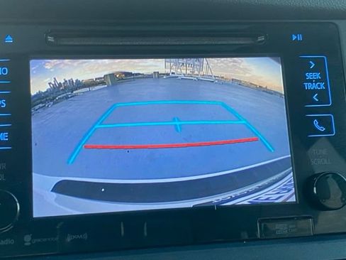 Used 2017 Toyota Sienna XLE w/ XLE Navigation Package AWD/4WD image 14