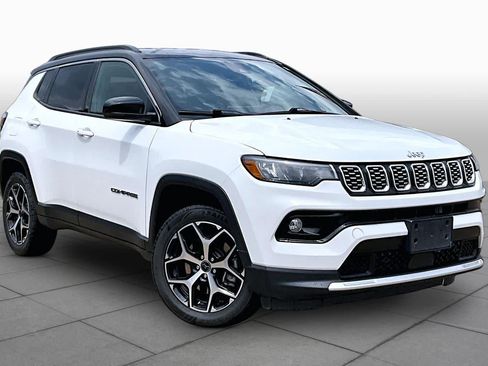 Used 2025 Jeep Compass Limited AWD/4WD image 3