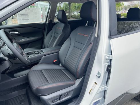 New 2026 Nissan Rogue SV image 13