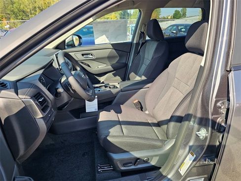 New 2026 Nissan Rogue SV image 17