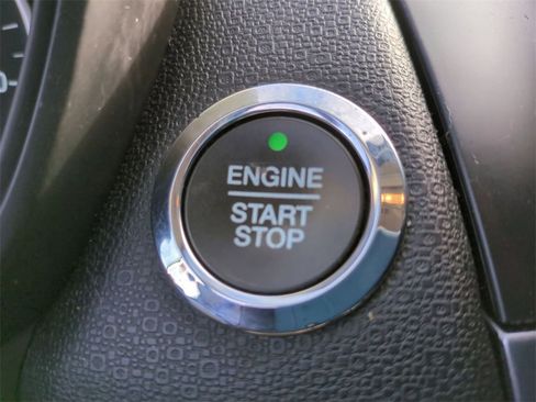 Used 2018 Ford EcoSport SE w/ SE Convenience Package image 23