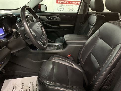 Used 2020 Chevrolet Traverse RS w/ LPO, Floor Liner Package image 17