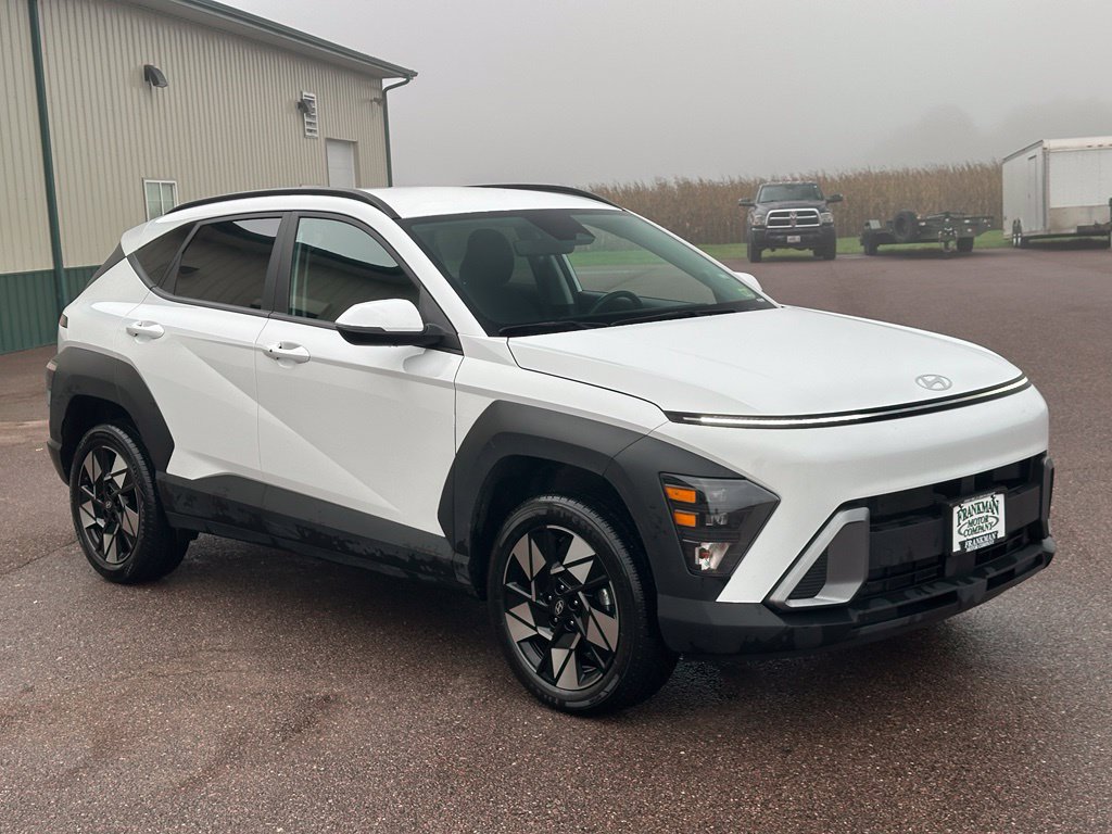 Used 2025 Hyundai Kona SEL AWD/4WD image 7