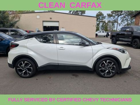 Used 2019 Toyota C-HR XLE image 3