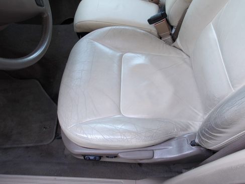 Used 2002 Mercury Sable LS Premium image 16