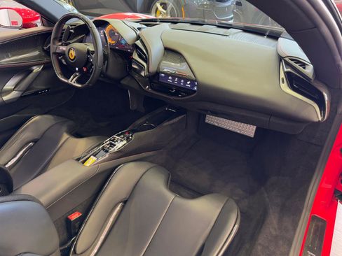 Used 2022 Ferrari SF90 Stradale image 62