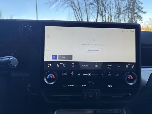 Used 2024 Lexus GX 550 image 34