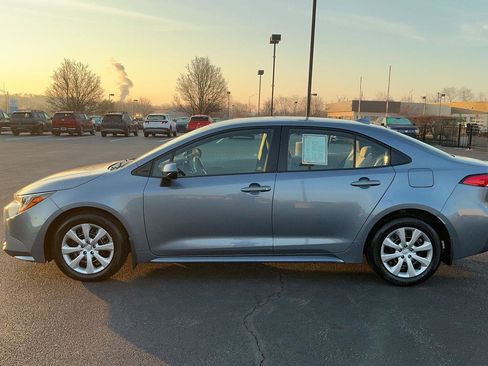 Used 2023 Toyota Corolla LE w/ Carpet Mat Package (TMS) image 10