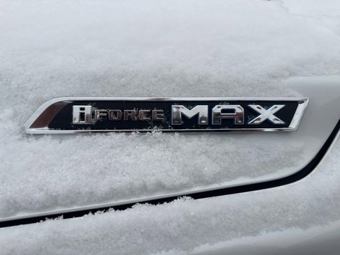 Used 2025 Toyota Tundra Platinum image 16