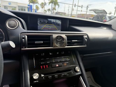 Used 2017 Lexus IS 200t RWD image 15