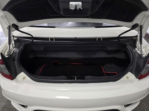 Used 2018 Maserati GranTurismo Sport image 21