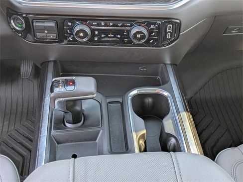 Used 2025 Chevrolet Silverado 1500 LTZ image 18