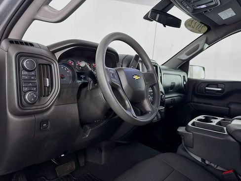 Used 2022 Chevrolet Silverado 1500 Custom image 12