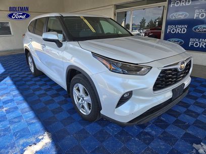 Used 2023 Toyota Highlander LE