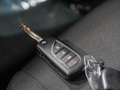 Certified 2023 Toyota Corolla LE image 24